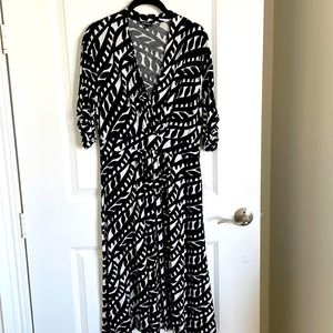 Nine West fit and flare midi dress. Size L